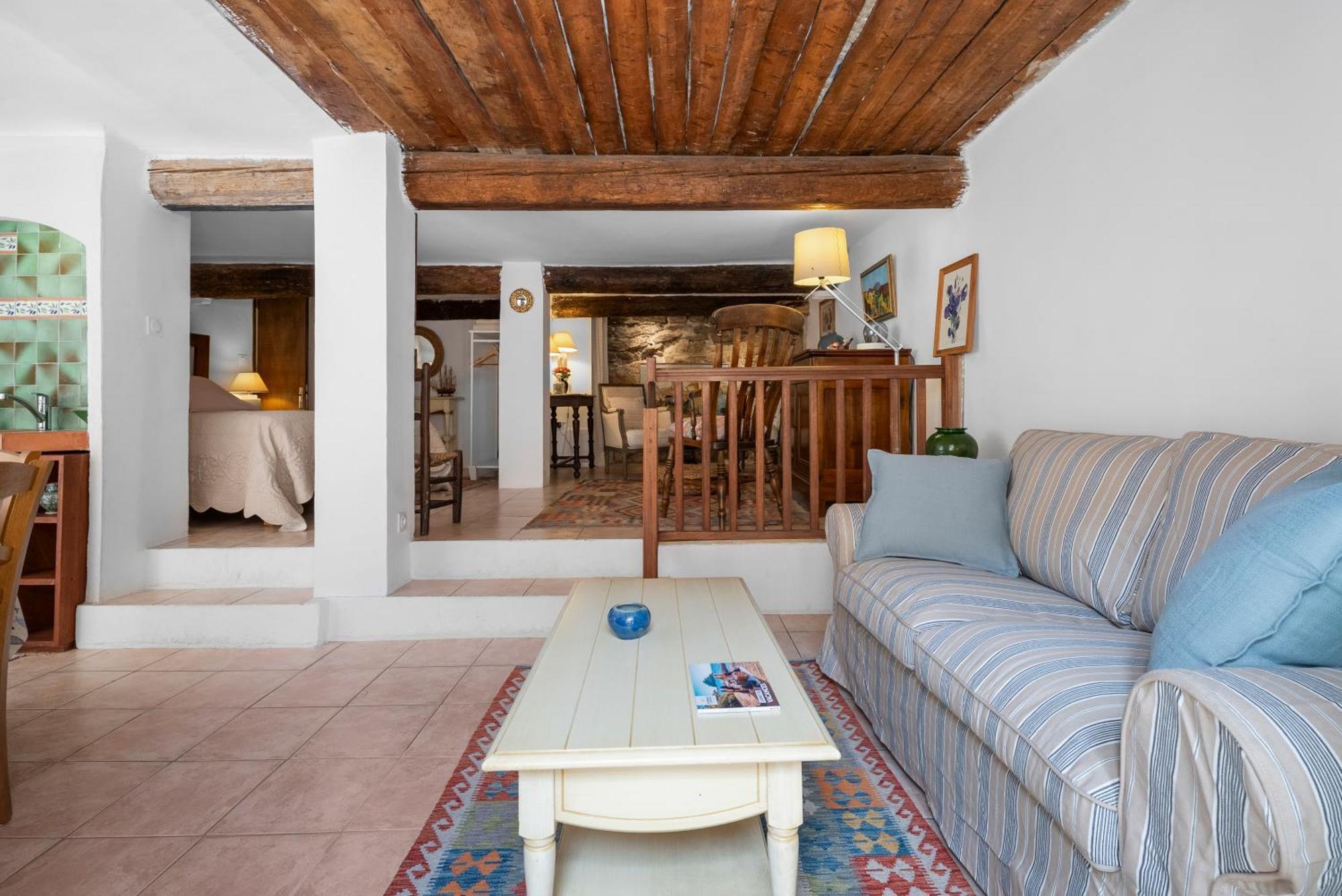 La Petite Provence Lägenhet Bormes-les-Mimosas Exteriör bild